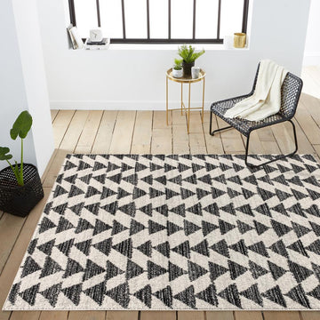 Aisha Moroccan Triangle Geometric  Area Rug
